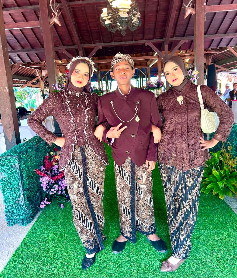 Dimas & Anggi